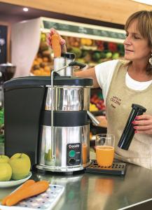 Ceado ES-700 – Quiet Commercial Juicer for Juice Bars | Fast Shipping & Best Price (2025)